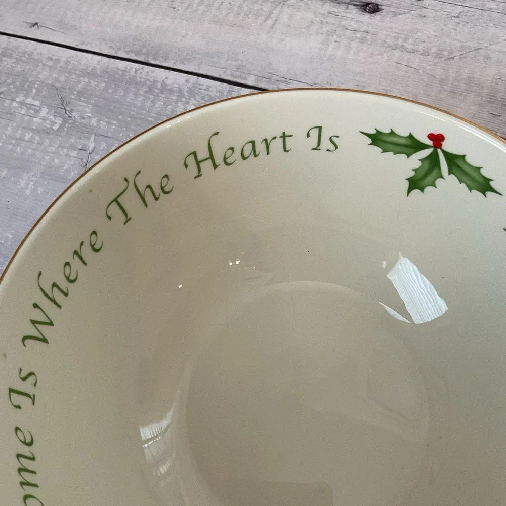 Lenox‎ Holiday Serving Bowl Home Is Where The Heart Is Sentiment Holly Berries